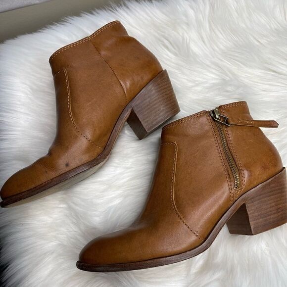 Madewell Janice Leather Bootie in English Saddle 8.5 - Picture 3 of 9